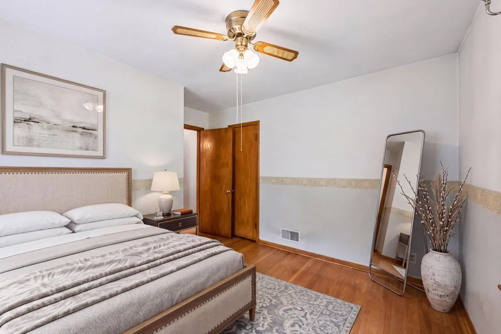 3637 Orchard Avenue Robbinsdale, MN 55422