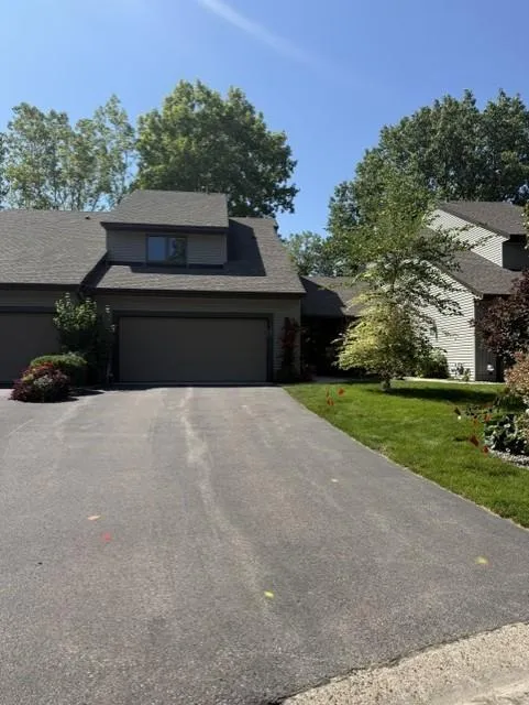 3683 Widgeon Way Eagan, MN 55123