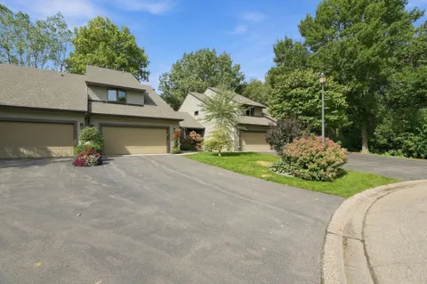 3683 Widgeon Way
