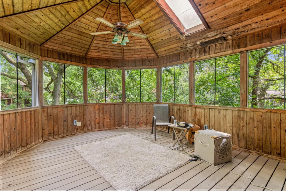 2400 E 125th Street Burnsville, MN 55337