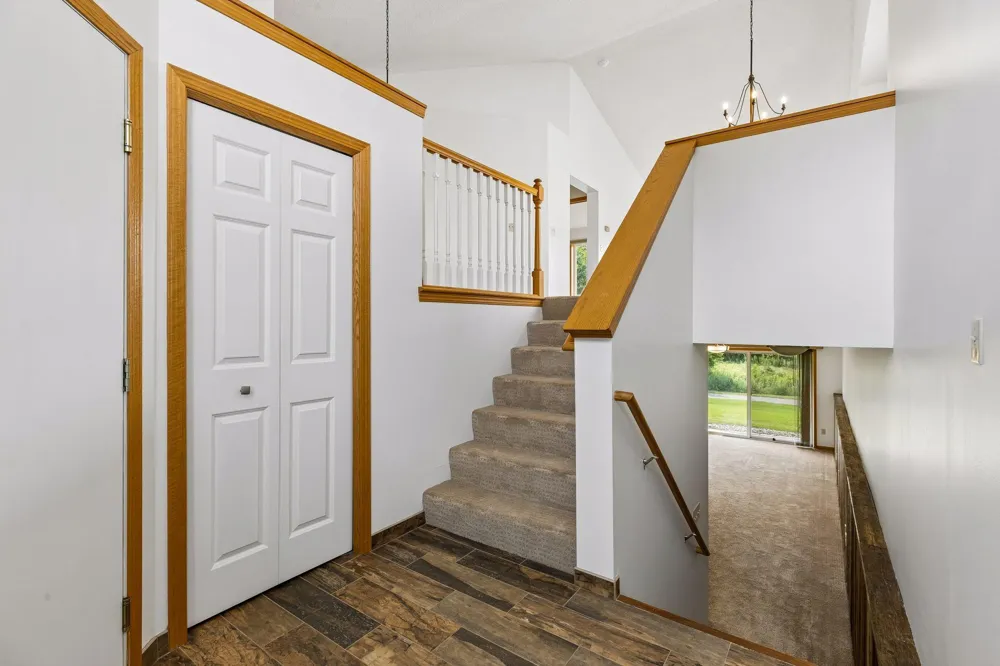 9765 Zinnia Lane Maple Grove, MN 55369