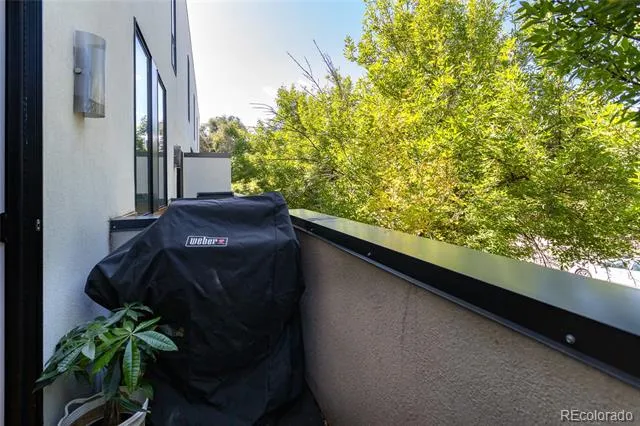 2494 Champa Street Denver, CO 80205