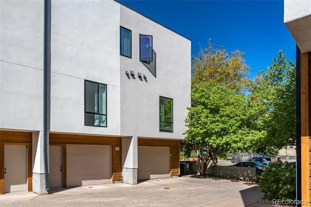 2494 Champa Street Denver, CO 80205