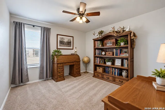 249 Middle Green Loop Floresville, TX 78114