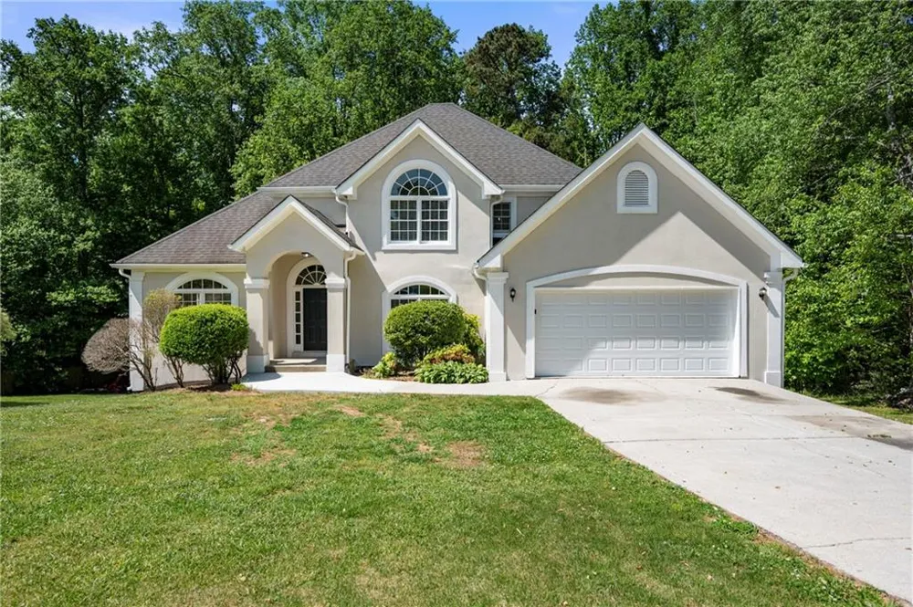 5723 Garden Walk Flowery Branch, GA 30542