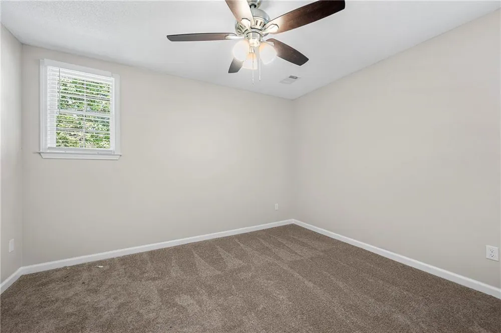 5723 Garden Walk Flowery Branch, GA 30542