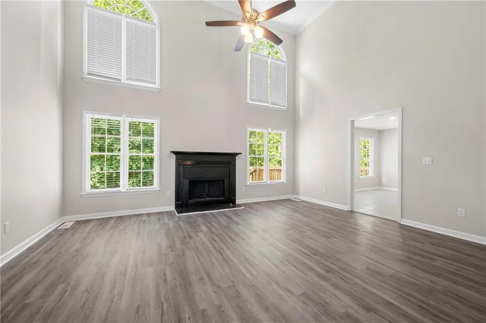 5723 Garden Walk Flowery Branch, GA 30542