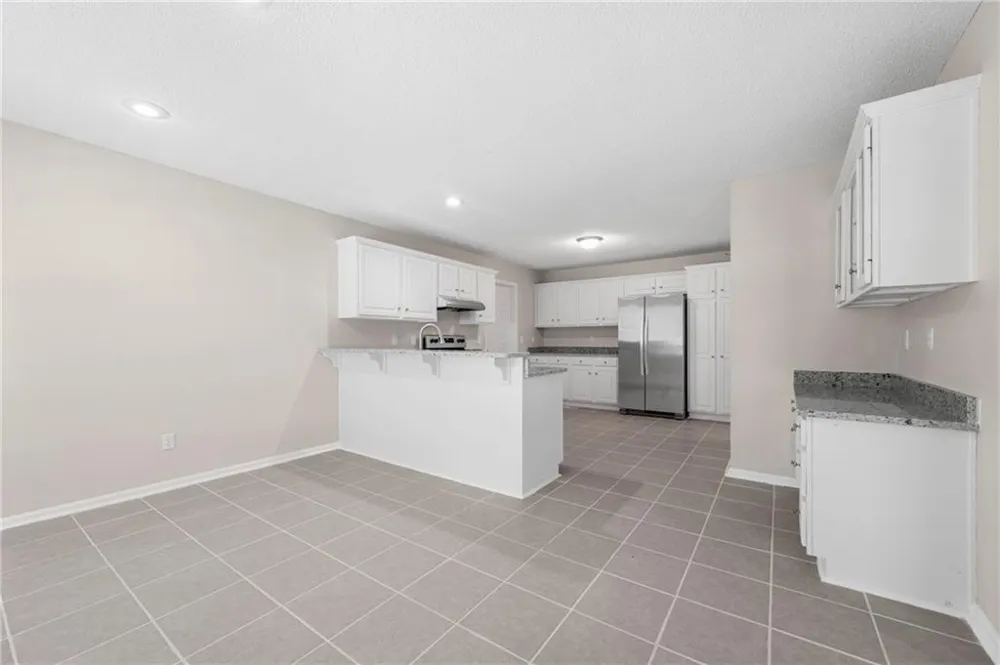 5723 Garden Walk Flowery Branch, GA 30542