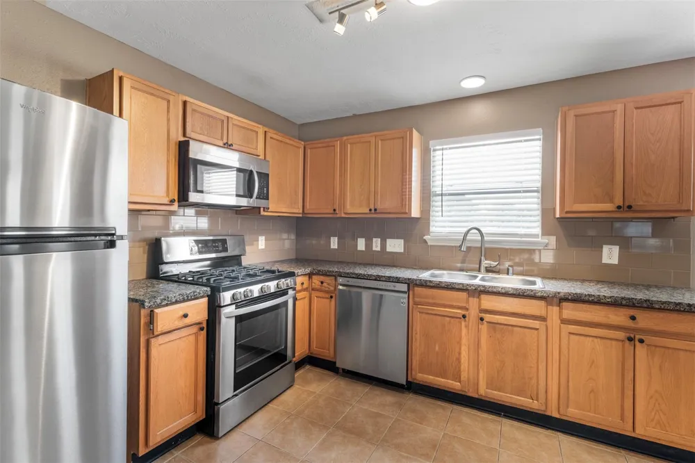 21207 Grand Linden Court Humble, TX 77338