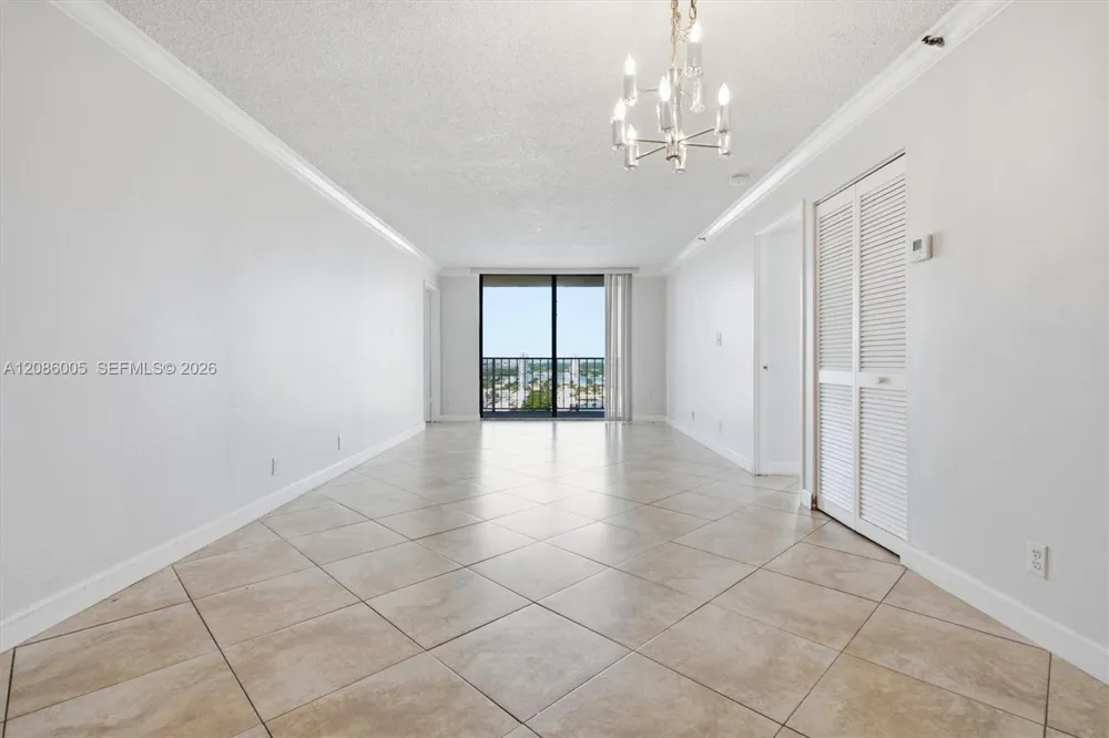290 174th St #2104 Sunny Isles Beach, FL 33160