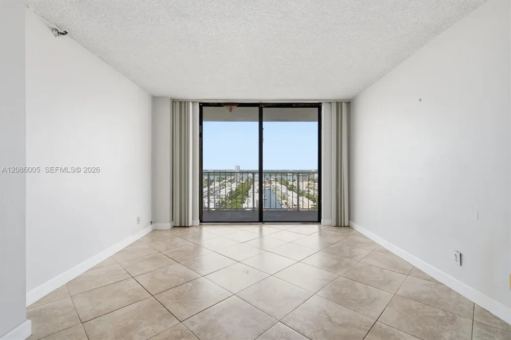 290 174th St #2104 Sunny Isles Beach, FL 33160