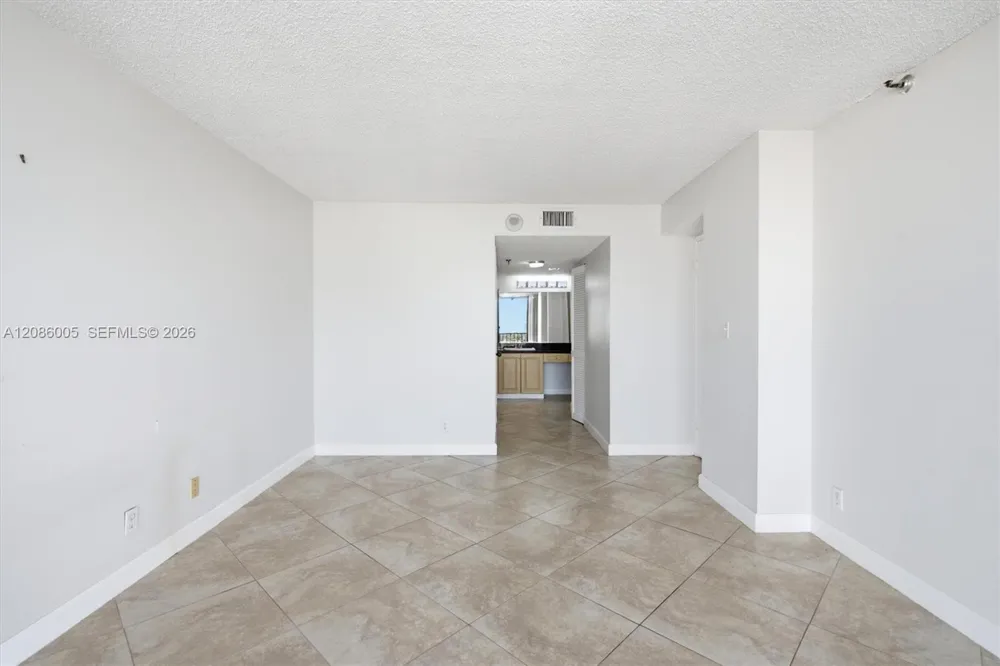 290 174th St #2104 Sunny Isles Beach, FL 33160