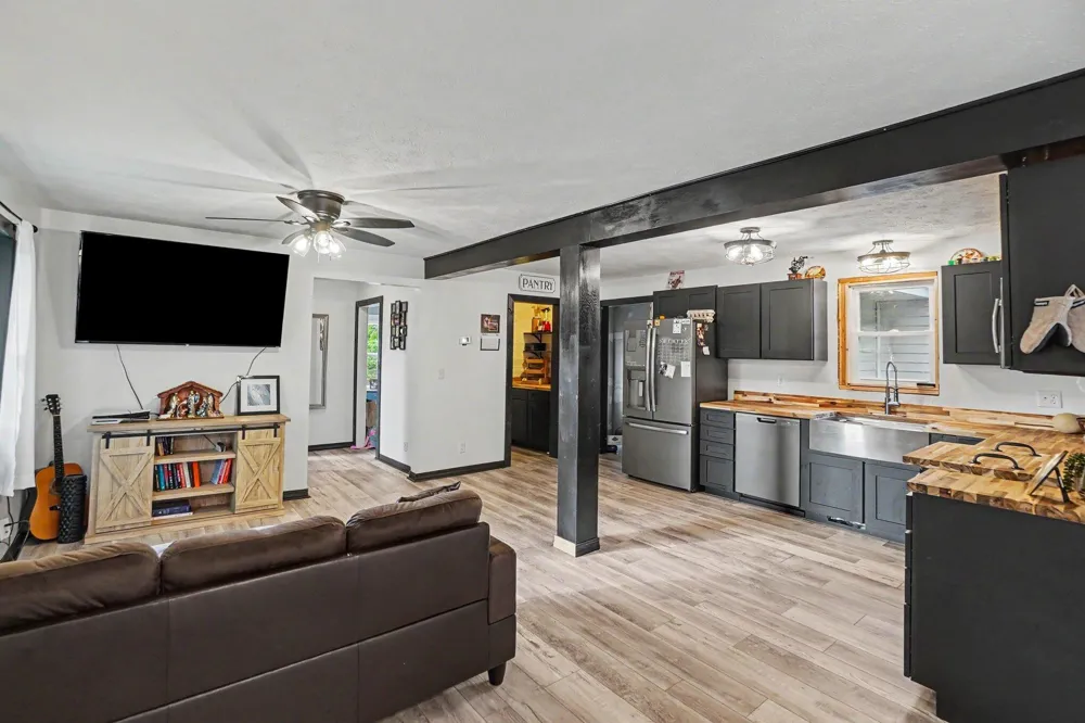 2225 S Wisner Avenue Fremont, MI 49412