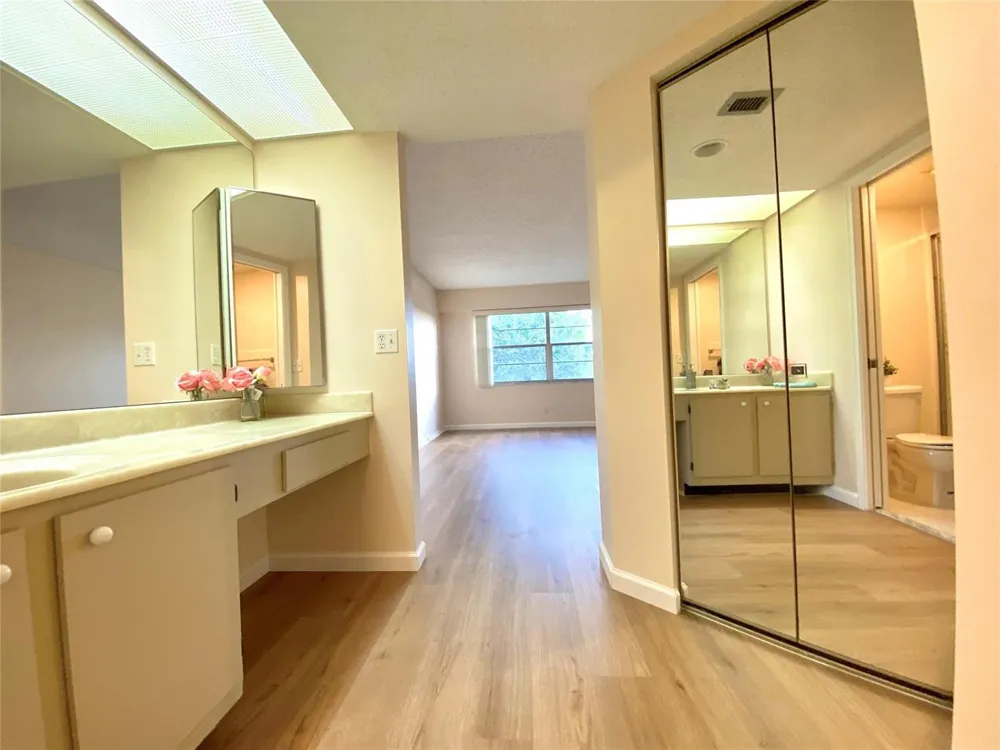 1000 SW 128TH TERRACE #411V Pembroke Pines, FL 33027