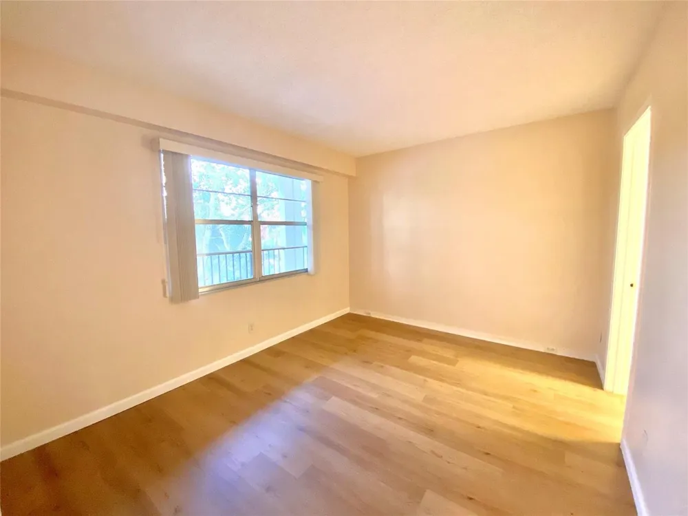 1000 SW 128TH TERRACE #411V Pembroke Pines, FL 33027