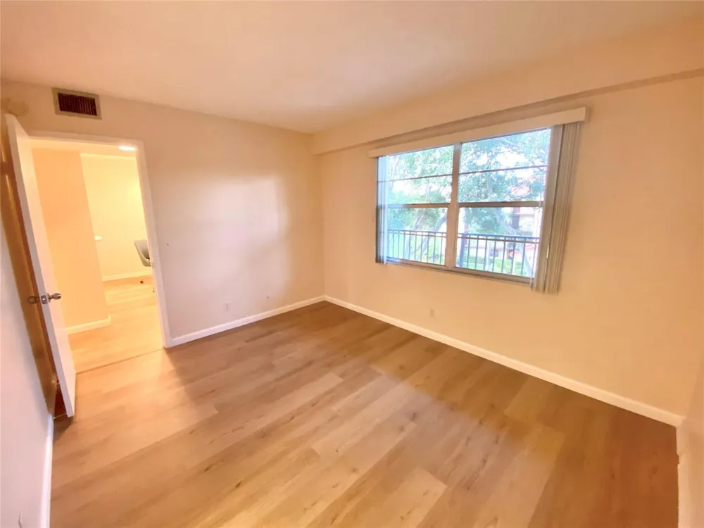 1000 SW 128TH TERRACE #411V Pembroke Pines, FL 33027