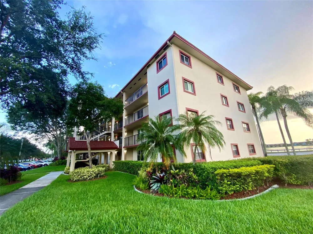 1000 SW 128TH TERRACE #411V Pembroke Pines, FL 33027