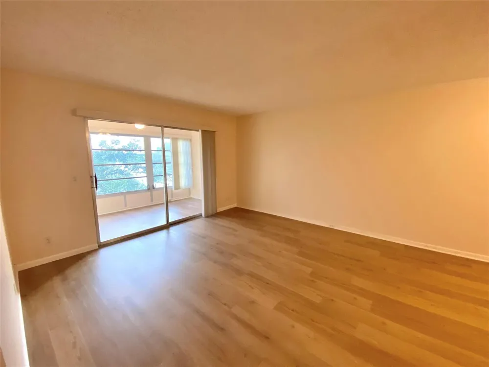1000 SW 128TH TERRACE #411V Pembroke Pines, FL 33027