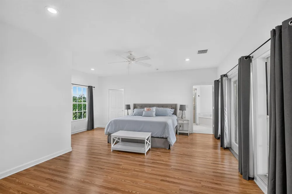 876 Cindy Cir Lane Wellington, FL 33414
