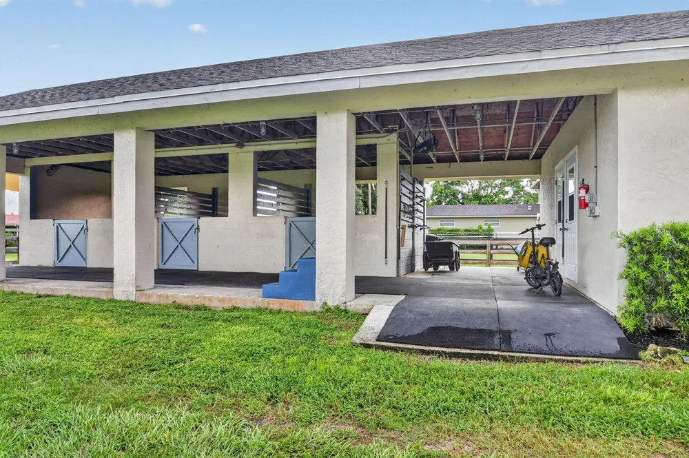 876 Cindy Cir Lane Wellington, FL 33414