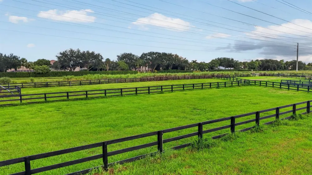876 Cindy Cir Lane Wellington, FL 33414