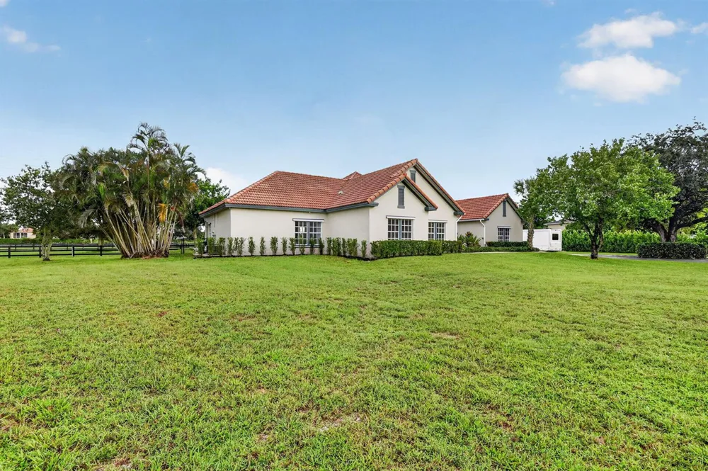 876 Cindy Cir Lane Wellington, FL 33414