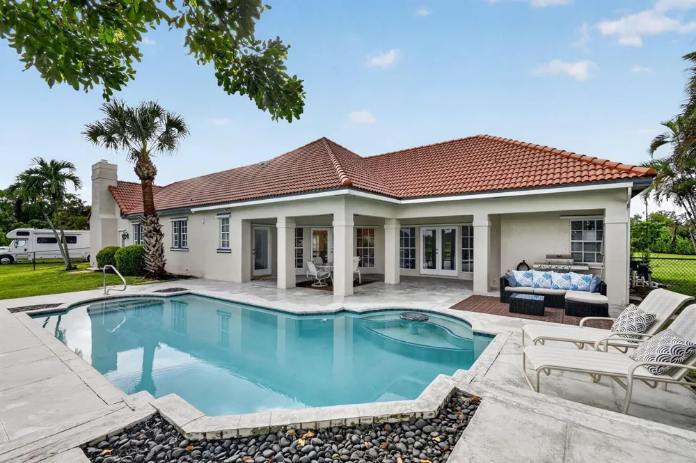 876 Cindy Cir Lane Wellington, FL 33414