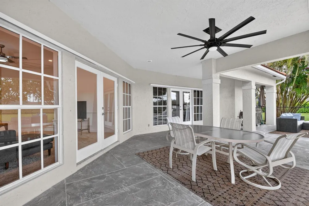 876 Cindy Cir Lane Wellington, FL 33414