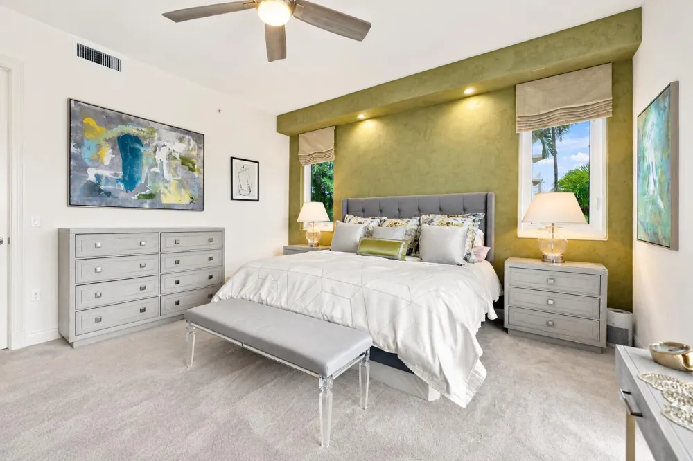 516 HENDRICKS Isle #2C Fort Lauderdale, FL 33301