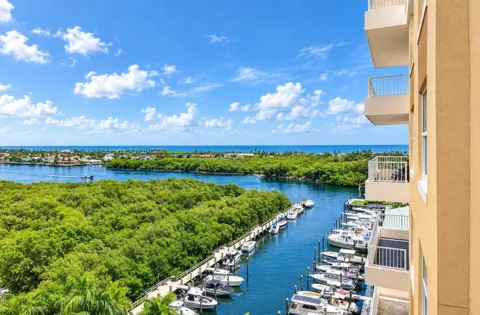 625 Casa Loma Boulevard #1003