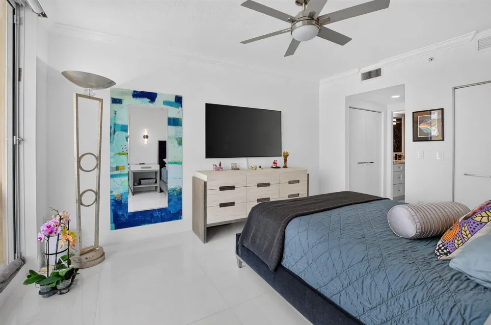 625 Casa Loma Boulevard #1003 Boynton Beach, FL 33435