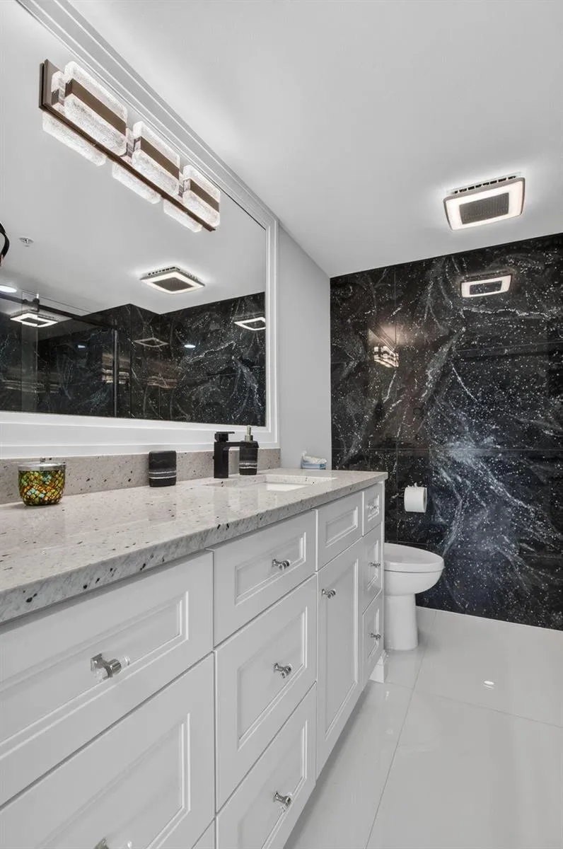 625 Casa Loma Boulevard #1003 Boynton Beach, FL 33435