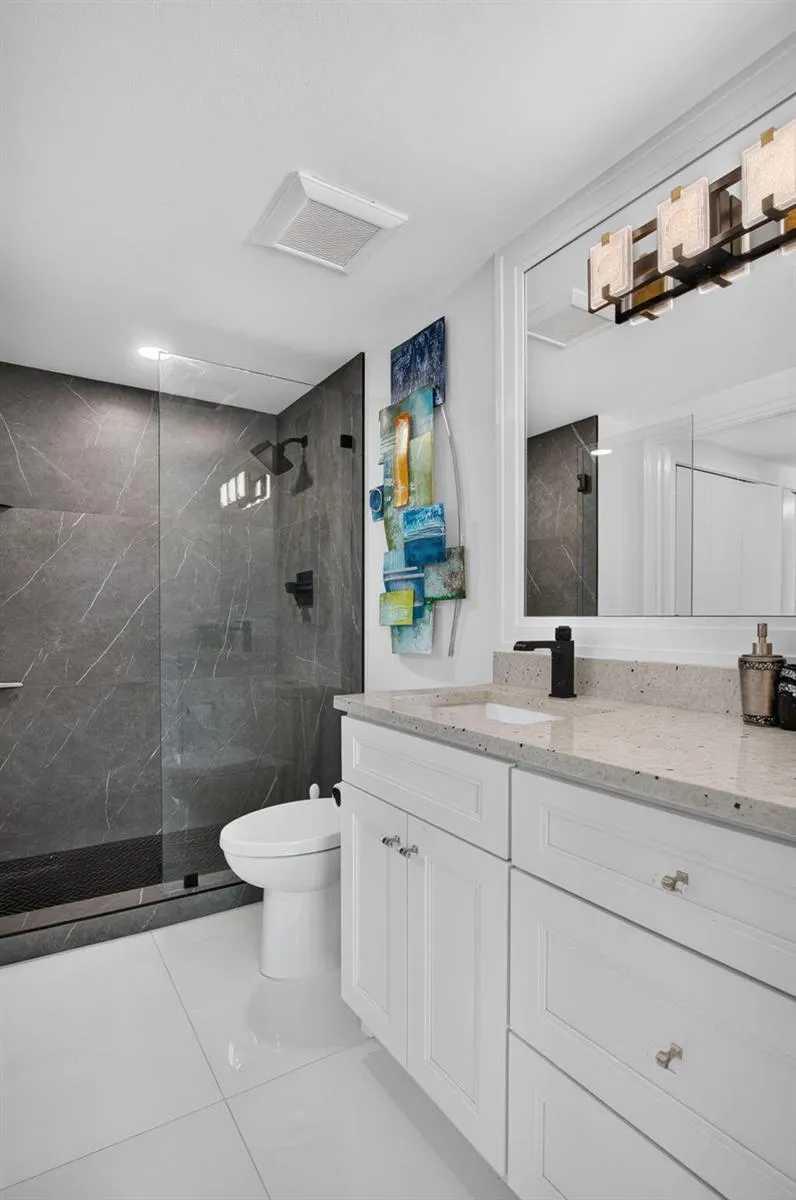 625 Casa Loma Boulevard #1003 Boynton Beach, FL 33435