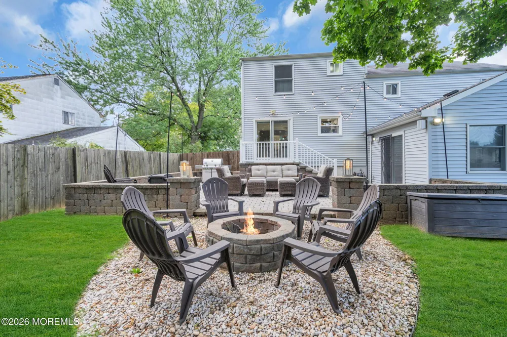 6 Volt Place Middletown, NJ 07748