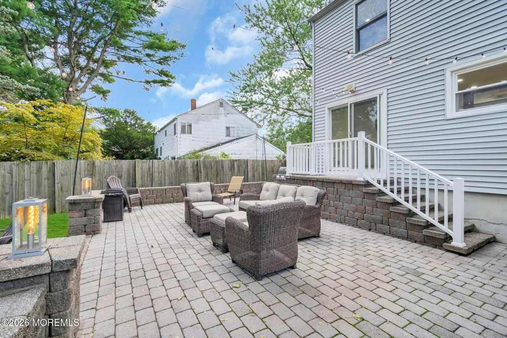 6 Volt Place Middletown, NJ 07748