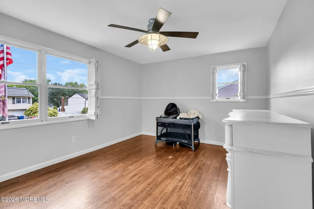 6 Volt Place Middletown, NJ 07748