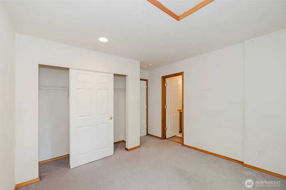 7037 Whistle Lane NE Bremerton, WA 98311