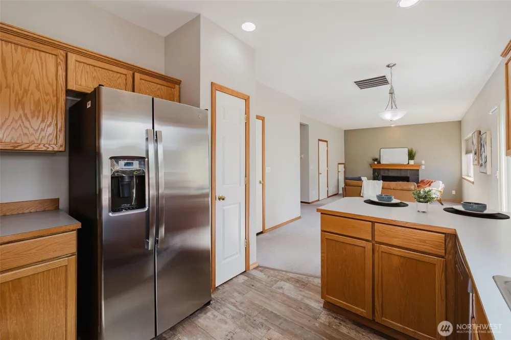 7037 Whistle Lane NE Bremerton, WA 98311