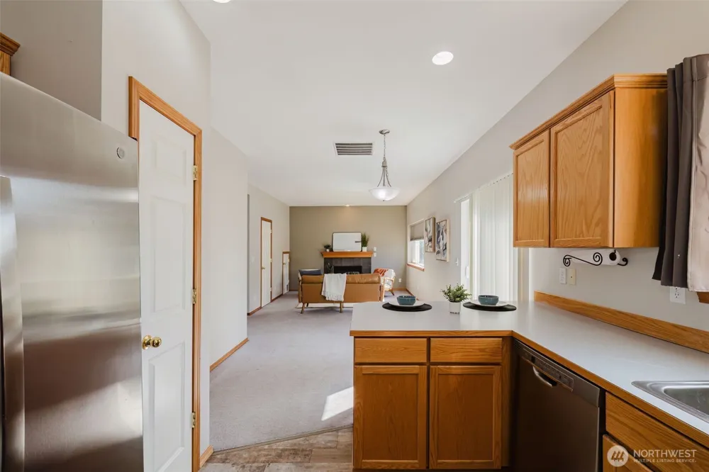 7037 Whistle Lane NE Bremerton, WA 98311