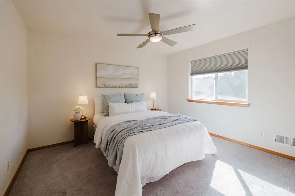 7037 Whistle Lane NE Bremerton, WA 98311