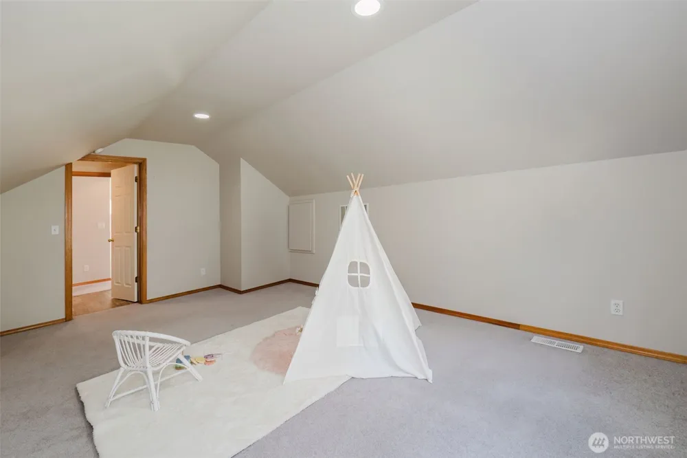 7037 Whistle Lane NE Bremerton, WA 98311
