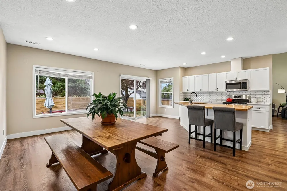 2608 NE 164th Avenue Vancouver, WA 98684