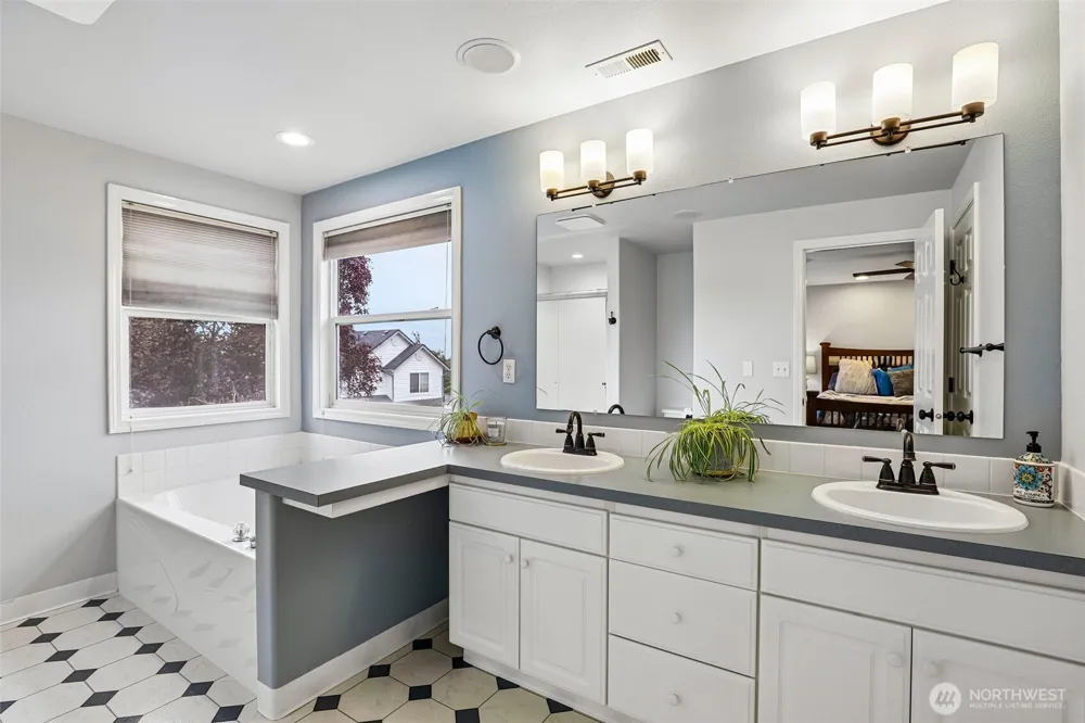 2608 NE 164th Avenue Vancouver, WA 98684