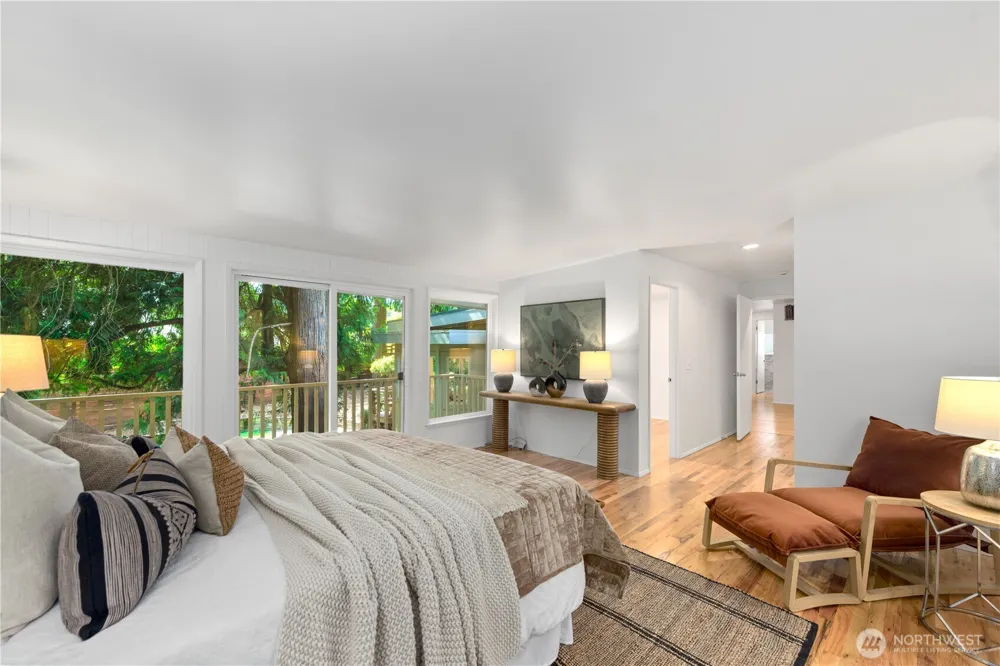 8504 43rd Avenue NE Seattle, WA 98115