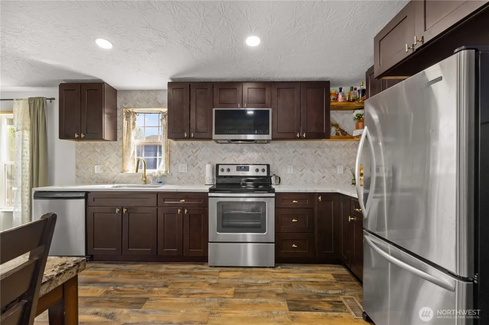 13708 108th Street Ct E #4 Puyallup, WA 98374
