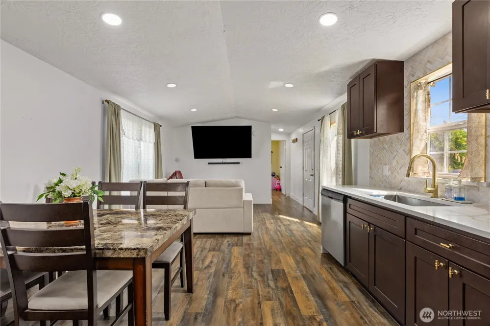 13708 108th Street Ct E #4 Puyallup, WA 98374