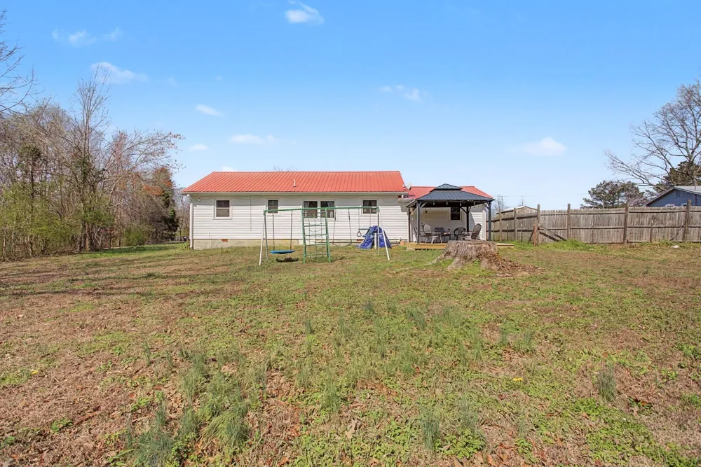 127 Rockhouse Rd Hohenwald, TN 38462