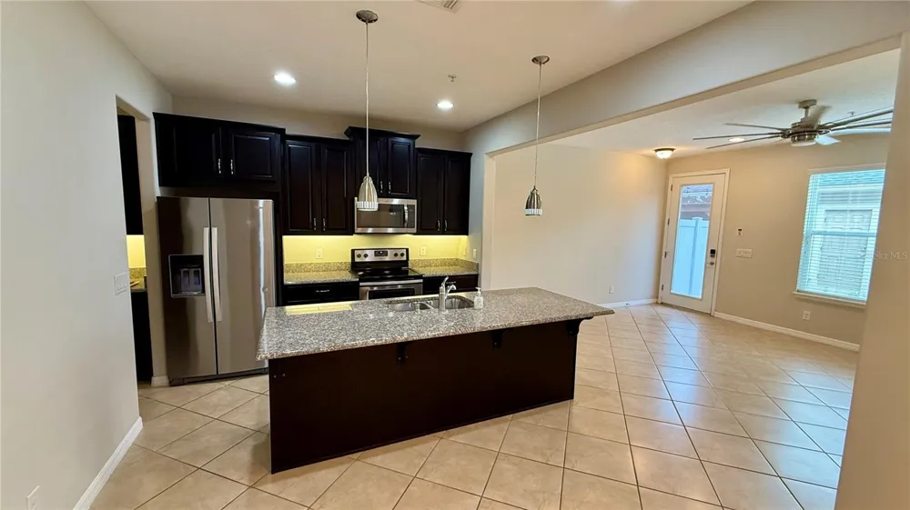8569 VEDDER LANE Orlando, FL 32832