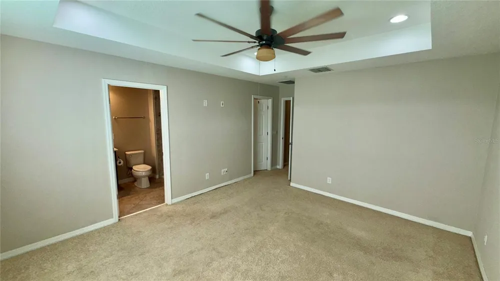 8569 VEDDER LANE Orlando, FL 32832