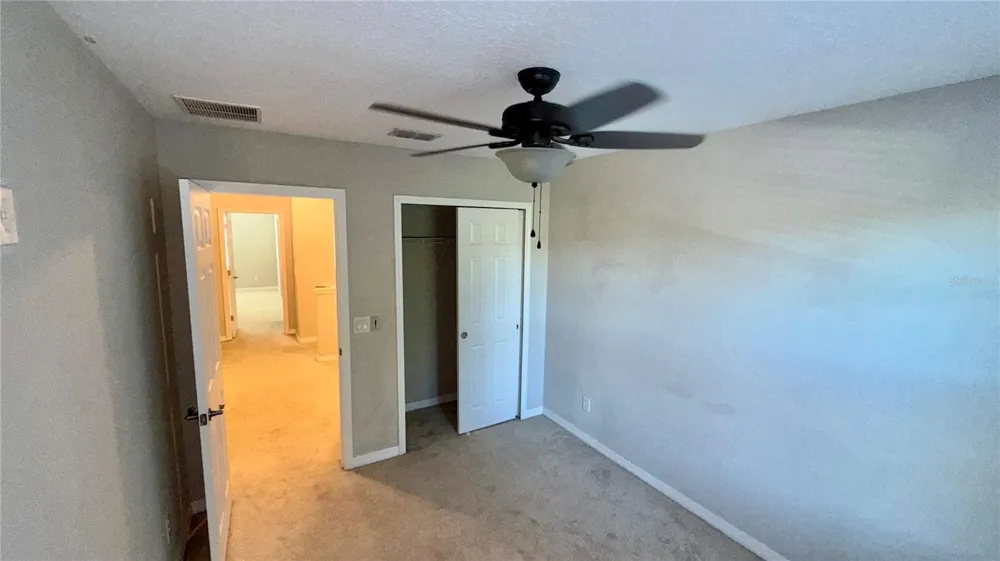 8569 VEDDER LANE Orlando, FL 32832